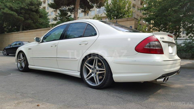 Mercedes E 320 2003, 98,000 km - 3.2 l - Bakı