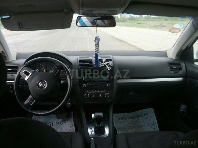 Volkswagen Jetta 2009, 98,000 km - 1.6 l - Bakı