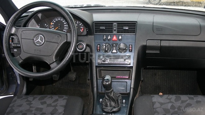 Mercedes C 180 1997, 270,000 km - 1.8 l - Bakı