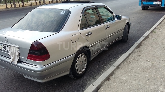 Mercedes C 180 1997, 241,000 km - 1.8 л - Bakı