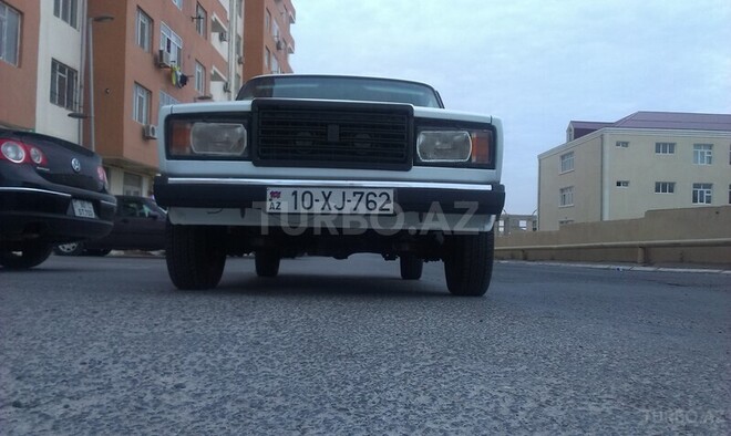 LADA (VAZ) 2107 2005, 180,000 km - 1.6 л - Bakı