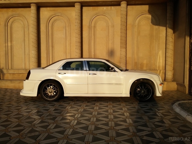 Chrysler 300C 2006, 170,000 km - 3.5 l - Bakı