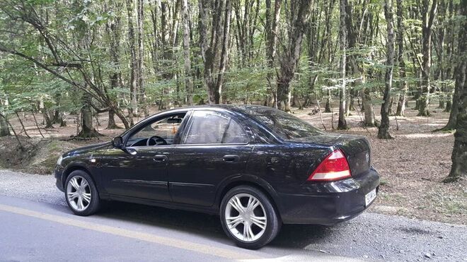 Nissan Sunny 2011, 220,000 km - 1.6 l - Bakı
