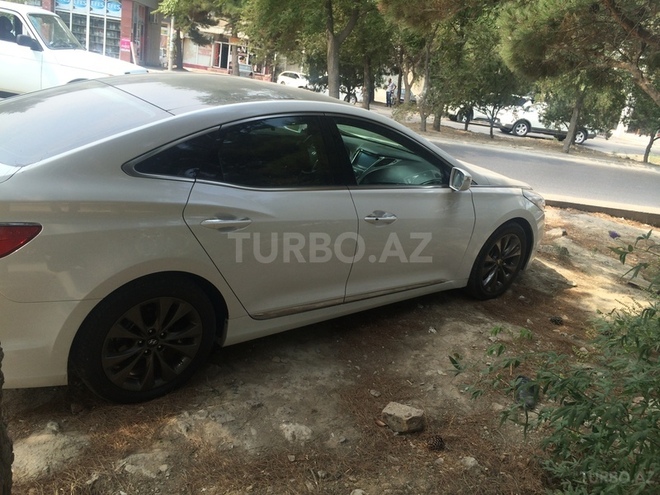 Hyundai Azera 2013, 23,000 km - 2.4 l - Bakı