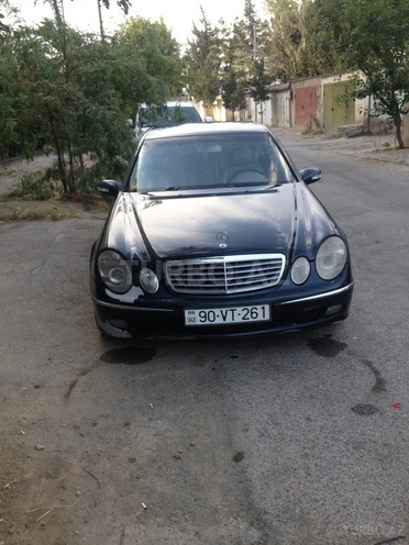 Mercedes E 270 2002, 210,000 km - 2.7 l - Bakı