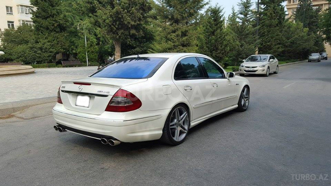Mercedes E 320 2003, 98,000 km - 3.2 l - Bakı