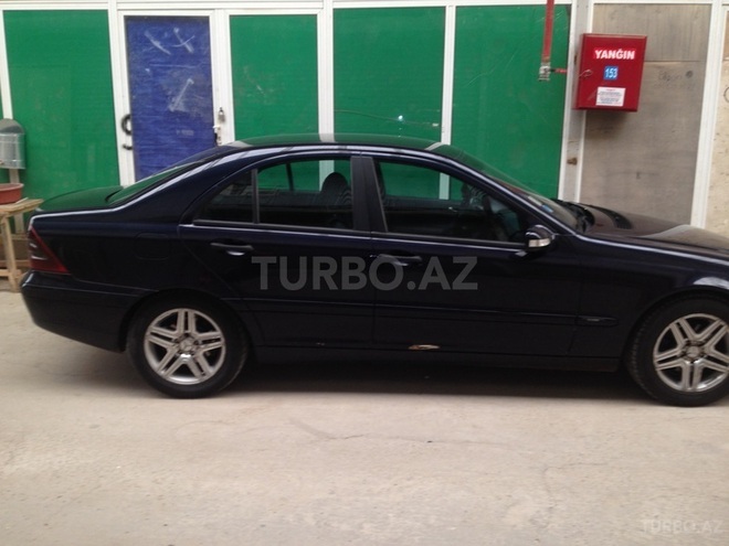Mercedes C 220 2000, 490,000 km - 2.2 l - Bakı