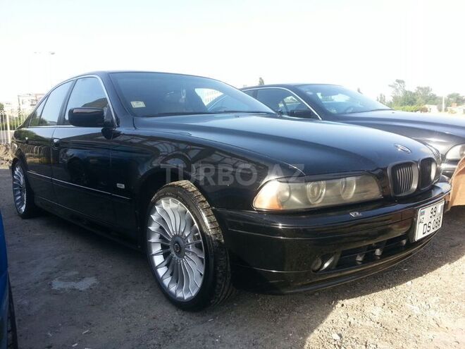 BMW 525 2002, 126,000 km - 2.5 l - Bakı