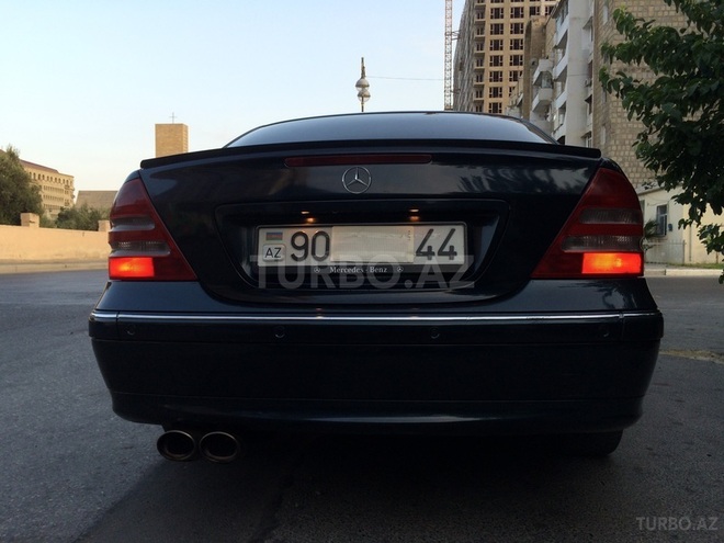 Mercedes C 200 2001, 307,200 km - 2.0 l - Bakı