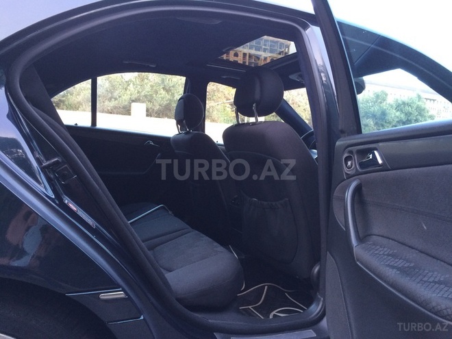 Mercedes C 200 2001, 307,200 km - 2.0 l - Bakı