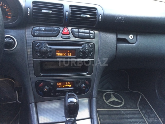 Mercedes C 200 2001, 307,200 km - 2.0 l - Bakı