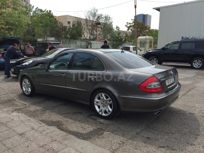 Mercedes E 350 2008, 169,000 km - 3.5 l - Bakı