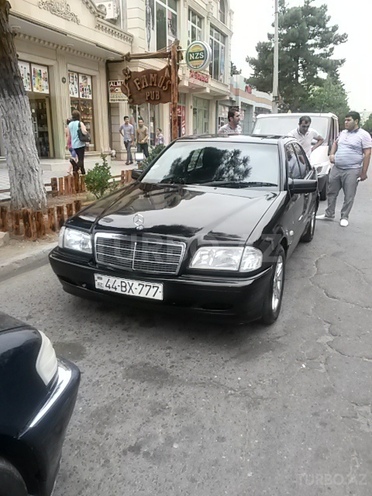 Mercedes C 180 2000, 284,000 km - 1.8 l - Bakı