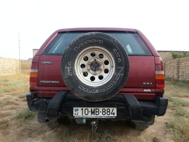 Opel Frontera 1993, 220,000 km - 2.4 л - Bakı