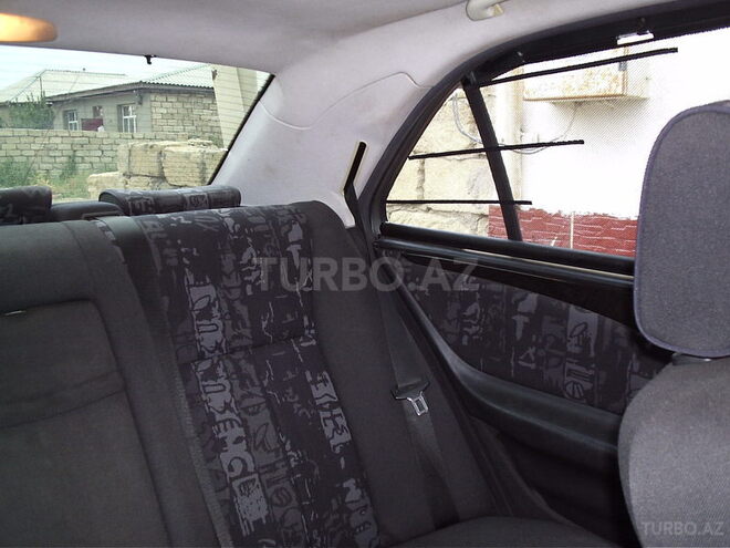 Mercedes E 200 1999, 216,978 km - 2.0 л - Bakı
