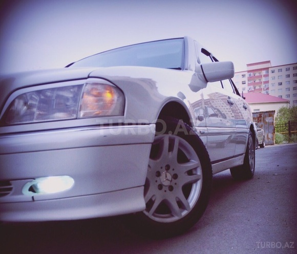 Mercedes C 180 1997, 121,000 km - 1.8 l - Bakı