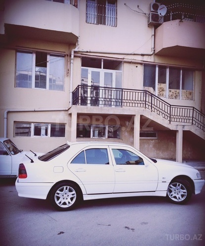 Mercedes C 180 1997, 121,000 km - 1.8 l - Bakı