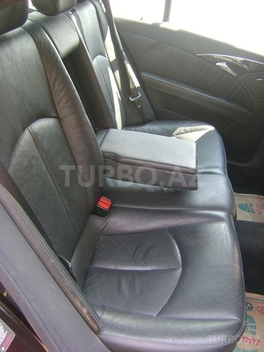 Mercedes E 270 2003, 158,000 km - 2.7 л - Bakı