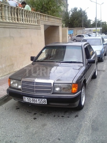 Mercedes 190 1991, 242,000 km - 1.8 l - Bakı