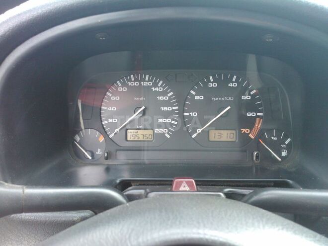 Volkswagen Polo 1996, 195,000 km - 1.6 l - Bakı