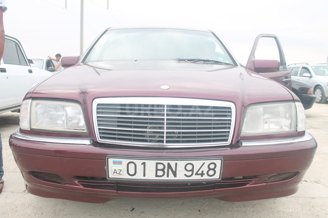 Mercedes C 230 1997, 308,000 km - 2.3 l - Bakı