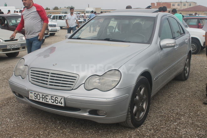 Mercedes C 240 2000, 300,000 km - 2.6 l - Bakı