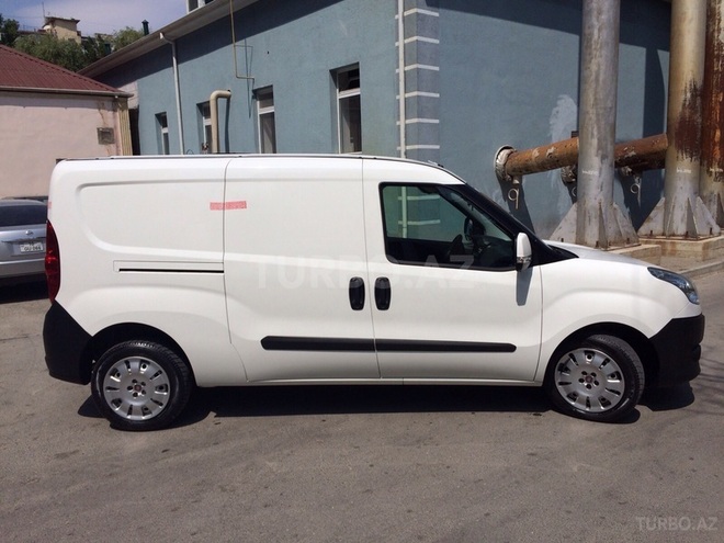 Fiat Doblo 2010, 120,000 km - 1.3 l - Bakı