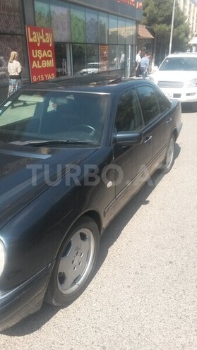 Mercedes E 200 1997, 340,000 km - 2.0 l - Bakı