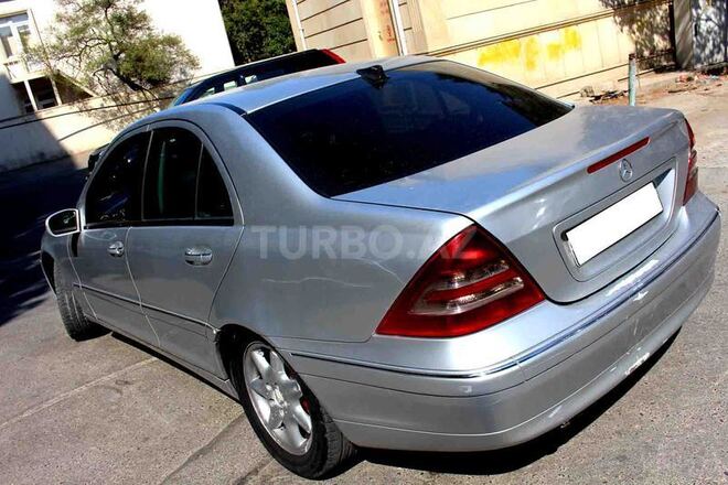 Mercedes C 230 2001, 186,000 km - 2.3 l - Bakı