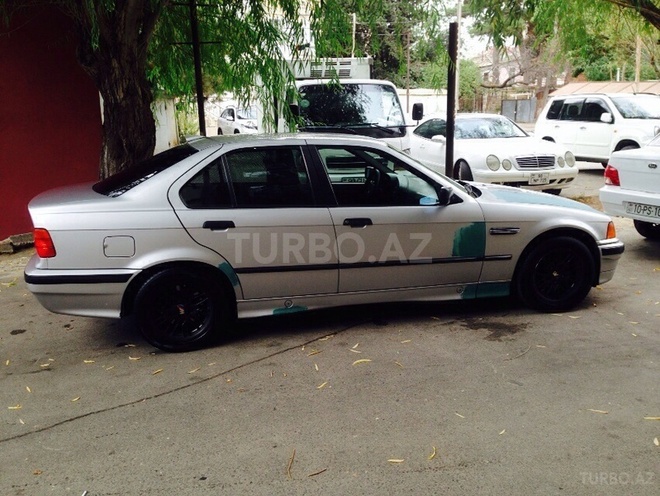 BMW 318 1992, 250,000 km - 0.2 l - Bakı
