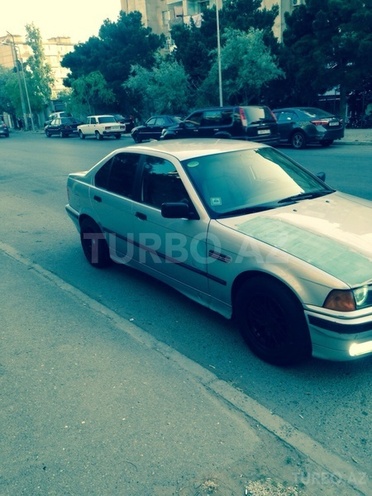 BMW 318 1992, 250,000 km - 0.2 l - Bakı