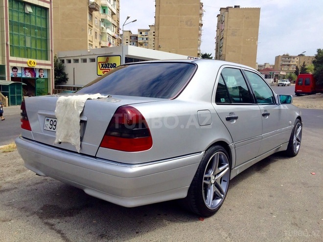 Mercedes C 180 1999, 105,678 km - 1.8 л - Bakı