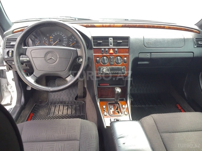 Mercedes C 180 1999, 105,678 km - 1.8 л - Bakı