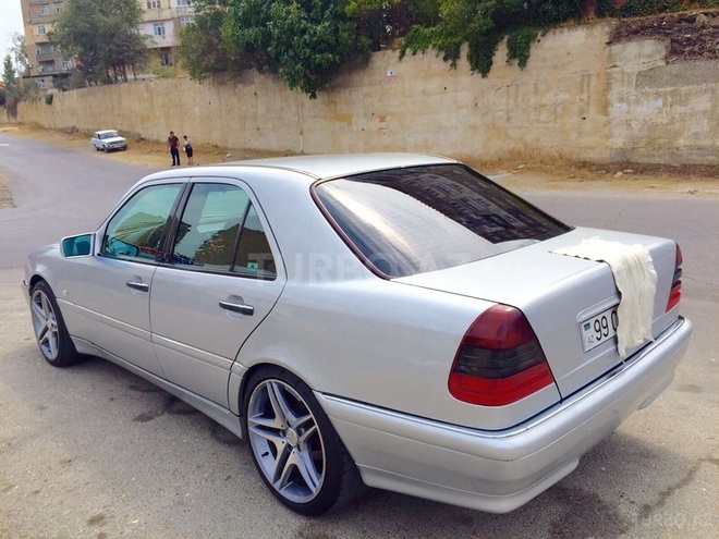 Mercedes C 180 1999, 105,678 km - 1.8 л - Bakı