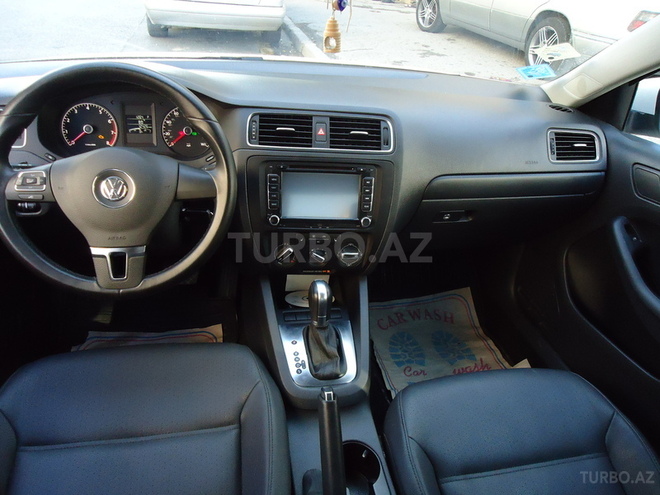 Volkswagen Jetta 2010, 12,500 km - 2.5 l - Bakı