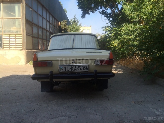 Moskvich  1995, 70,000 km - 1.5 l - Bakı