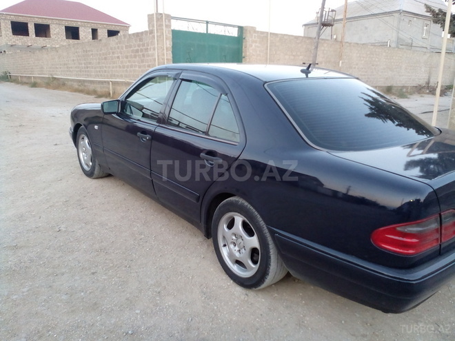 Mercedes E 240 1998, 350,000 km - 2.4 l - Bakı