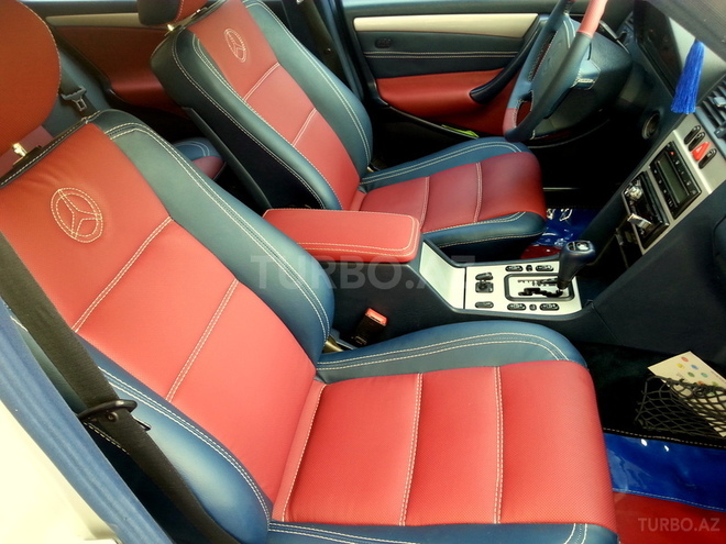Mercedes C 220 1998, 240,000 km - 2.2 l - Bakı