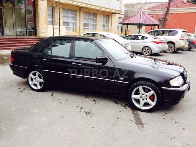 Mercedes C 180 1999, 197,777 km - 1.8 l - Bakı