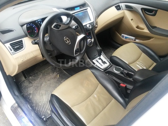 Hyundai Elantra 2012, 70,000 km - 1.8 l - Bakı