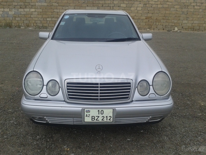 Mercedes E 230 1995, 398,565 km - 2.3 l - Bakı