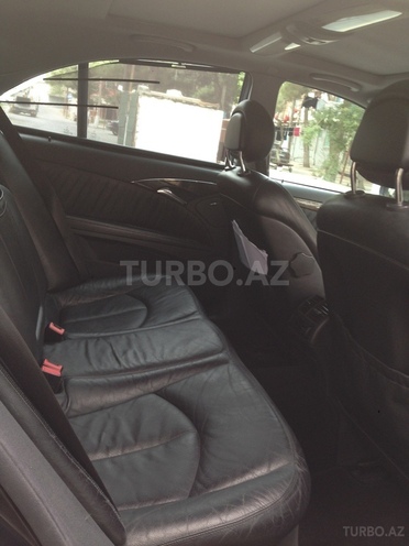 Mercedes E 240 2002, 211,000 km - 2.4 l - Bakı