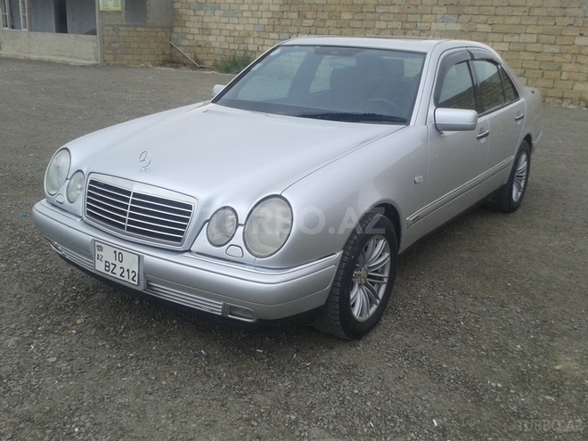 Mercedes E 230 1995, 398,565 km - 2.3 l - Bakı