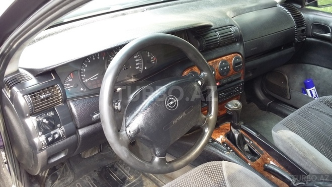 Opel Omega 1996, 254,000 km - 2.0 l - Bakı