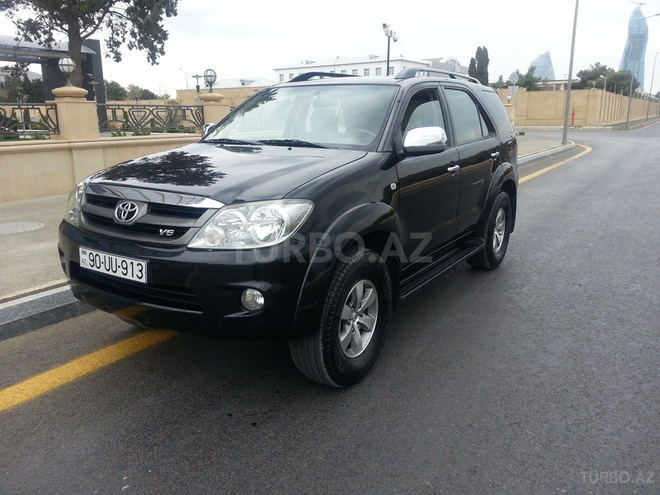 Toyota Fortuner 2005, 88,000 km - 4.0 l - Bakı