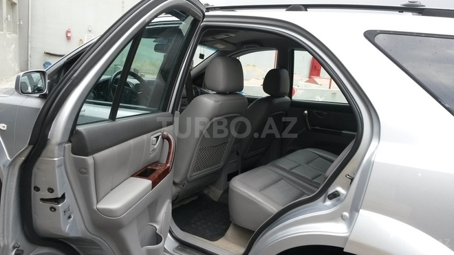 Kia Sorento 2004, 184,300 km - 2.5 l - Bakı