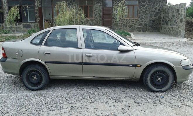 Opel Vectra 1997, 287,658 km - 1.8 л - Bakı
