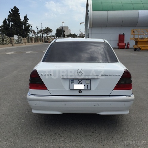 Mercedes C 230 1998, 170,000 km - 2.3 л - Bakı