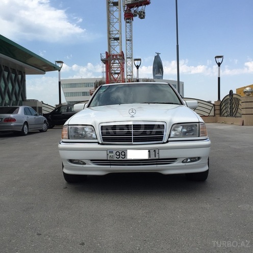 Mercedes C 230 1998, 170,000 km - 2.3 л - Bakı