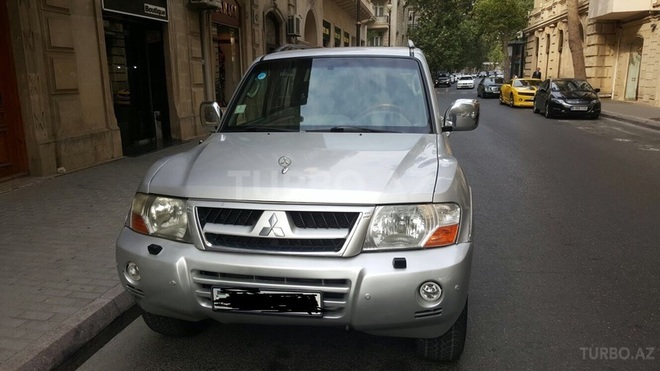 Mitsubishi Pajero 2003, 214,000 km - 3.0 l - Bakı